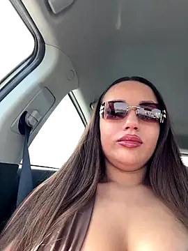 Syka0001 online show from November 7, 2025, 7:46 am