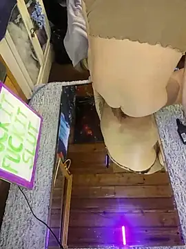 KrystallCoxxh online show from December 2, 2025, 12:11 am