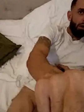 momentum2023 online show from November 18, 2025, 4:05 am