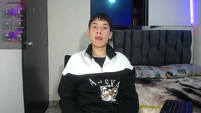 Snapshot of Mr_daren_ chatting on March 4, 2025, 5:56 pm Mr daren online show from March 4, 2025, 5:56 pm