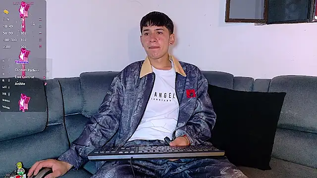 Mr daren  online show from November 28, 2025, 7:14 pm