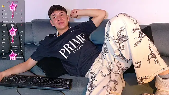 Mr daren  online show from November 3, 2025, 6:11 pm