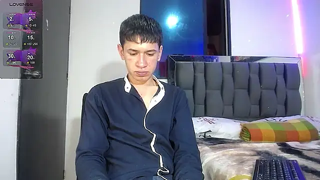 Snapshot of Mr_daren_ chatting on February 28, 2025, 5:48 pm Mr daren online show from February 28, 2025, 5:48 pm