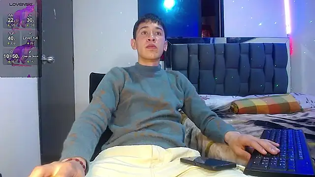 Snapshot of Mr_daren_ chatting on February 26, 2025, 7:10 pm Mr daren online show from February 26, 2025, 7:10 pm