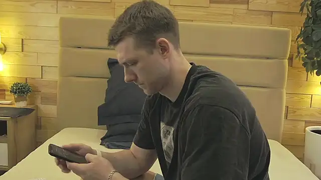 EthanPinkman online show from March 28, 2026, 4:02 am