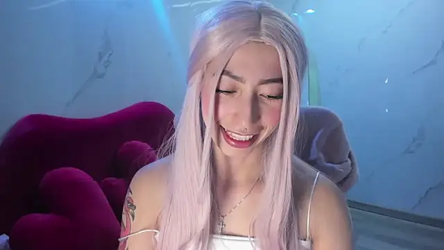 LilithCooperr  online show from November 7, 2025, 10:24 pm