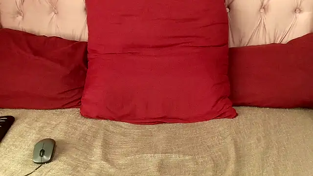 SweetMellowX1 online show from April 14, 2026, 12:54 pm