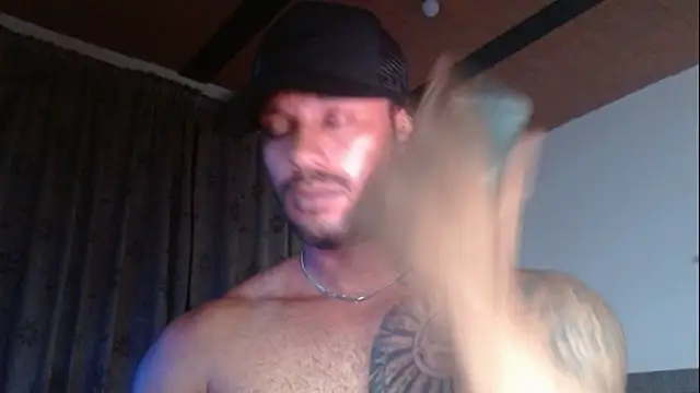 manolofitt online show from May 18, 2026, 4:12 pm