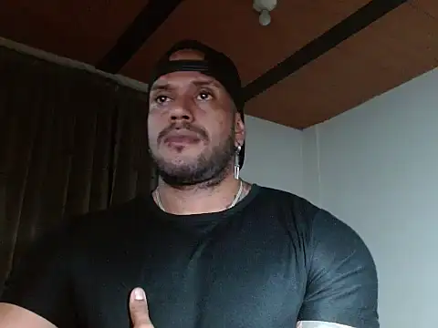 manolofitt online show from May 5, 2026, 1:41 am