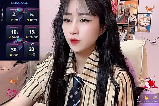 Snapshot of _LLisa_ chatting on February 28, 2025, 6:20 pm LLisa online show from February 28, 2025, 6:20 pm