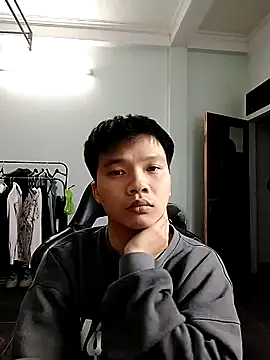 Kelvin kol online show from December 8, 2024, 3:02 pm