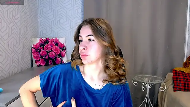 Snapshot of Naughty__Megan chatting on March 10, 2025, 5:11 am Naughty Megan online show from March 10, 2025, 5:11 am