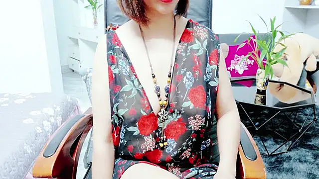 Miu-Le online show from June 29, 2026, 8:32 am