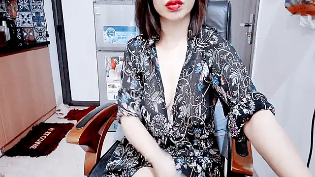 Miu-Le online show from March 24, 2026, 6:24 am