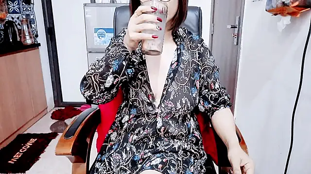 Miu-Le online show from March 5, 2026, 5:48 am