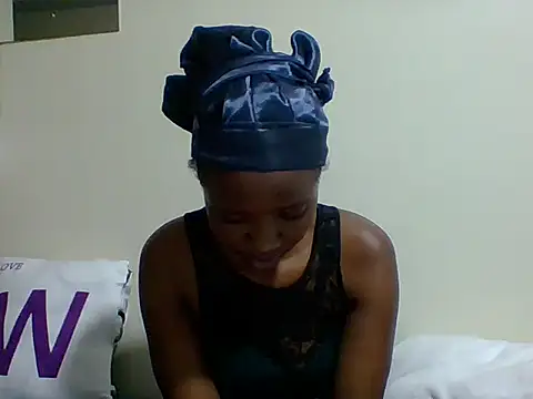 sexy darleen23 online show from March 18, 2025, 7:01 pm