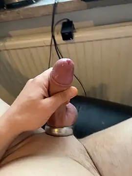 sLav369 online show from February 13, 2026, 8:25 am