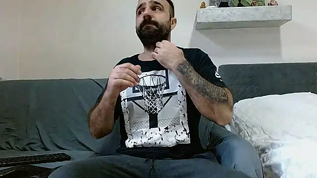 ivat80 online show from February 16, 2026, 6:23 am