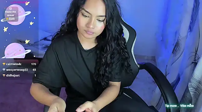 Riana Kean online show from March 16, 2025, 6:42 am