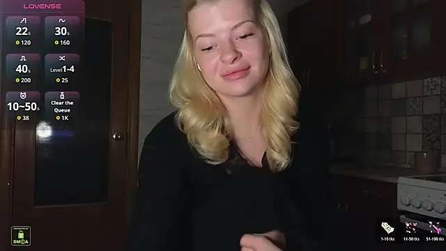 RinaBlondie online show from March 20, 2026, 1:17 am