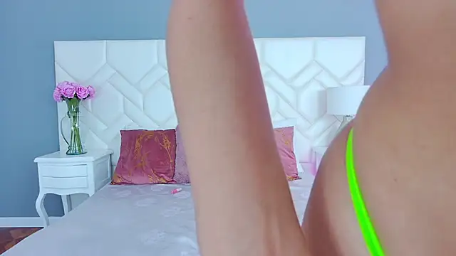 Julie Bennet online show from March 13, 2025, 4:16 am