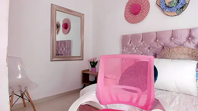 Darsha Hara online show from November 18, 2025, 10:51 am