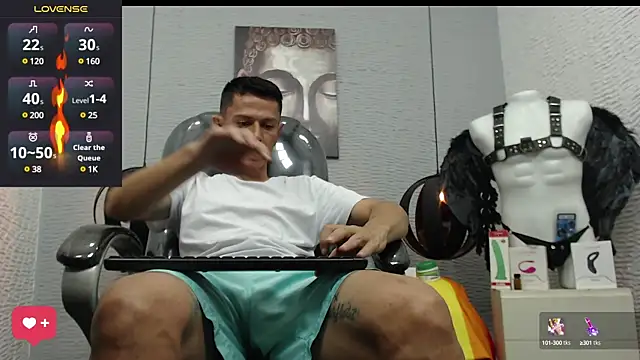 Snapshot of andy_dwels777 chatting on February 12, 2025, 10:59 pm andy dwels777 online show from February 12, 2025, 10:59 pm