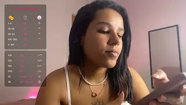 Snapshot of ninapego chatting on December 22, 2024, 12:28 am ninapego online show from December 22, 2024, 12:28 am
