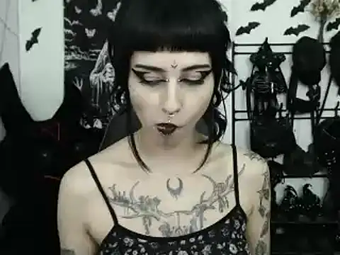 n0sferatus   online show from April 11, 2026, 3:25 am