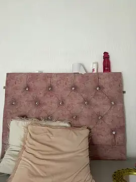 Tara  Sexy online show from April 18, 2026, 1:57 pm