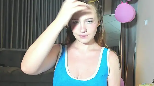 Snapshot of HanahCute chatting on March 8, 2025, 8:57 pm HanahCute online show from March 8, 2025, 8:57 pm