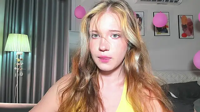 Snapshot of HanahCute chatting on March 1, 2025, 7:04 pm HanahCute online show from March 1, 2025, 7:04 pm
