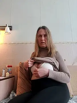 Evelina cute online show from February 28, 2026, 10:37 am