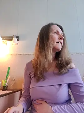 Evelina cute online show from March 5, 2026, 9:39 am