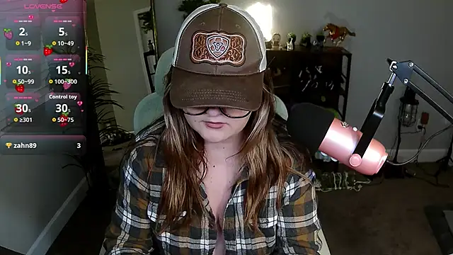 rodeobrii online show from July 17, 2026, 3:04 am