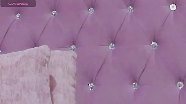 Hanna Corne online show from December 27, 2024, 2:54 pm