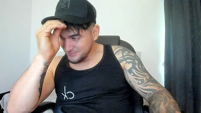 Teilor Creed online show from October 15, 2025, 7:44 pm