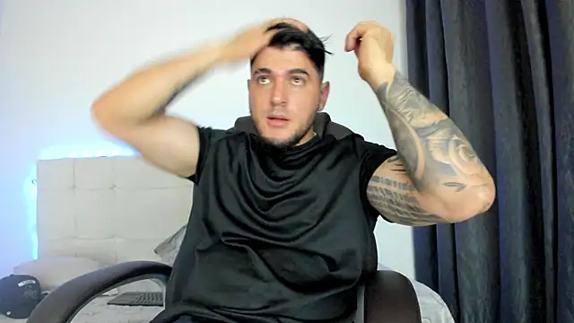 Teilor Creed online show from February 2, 2026, 11:48 pm