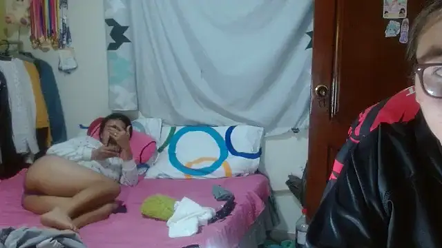 clayre and jill online show from October 8, 2025, 1:29 am