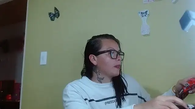 clayre and jill online show from September 22, 2025, 9:32 pm