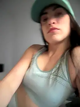 alessandra-a online show from September 28, 2025, 9:00 pm