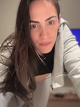 alessandra-a online show from September 13, 2025, 10:54 pm