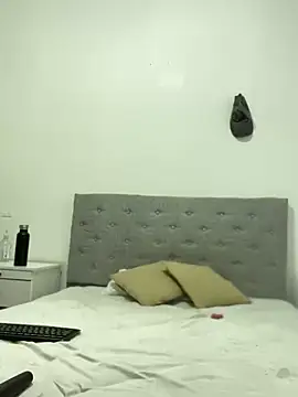 alessandra-a online show from March 1, 2025, 3:10 am