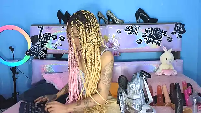 gabbiefoxthx online show from January 23, 2025, 7:22 am