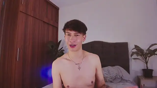 2gays 1Str8 online show from January 5, 2025, 4:36 am