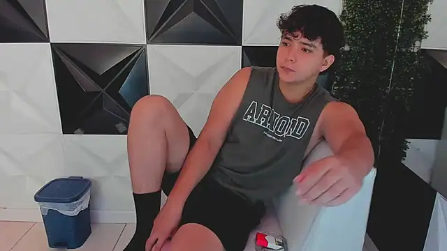 Dani cumboy online show from October 12, 2025, 1:56 pm