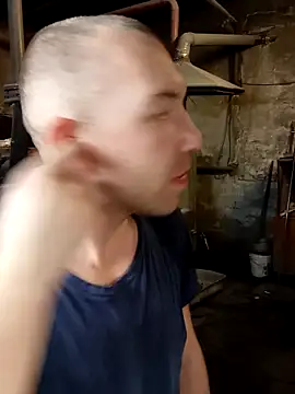 MityaXLoves online show from April 3, 2026, 3:35 am