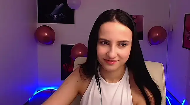 Sara djefri online show from February 24, 2025, 6:16 am