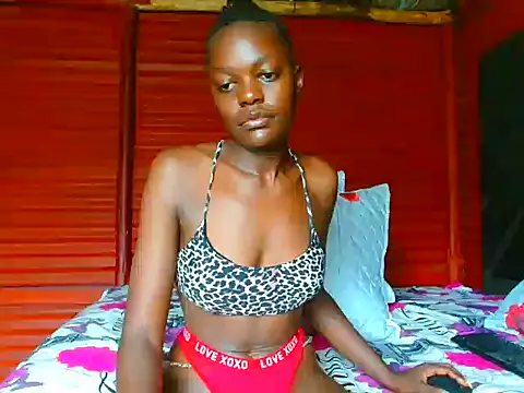 VANESAAMBER23 online show from November 18, 2025, 10:07 am