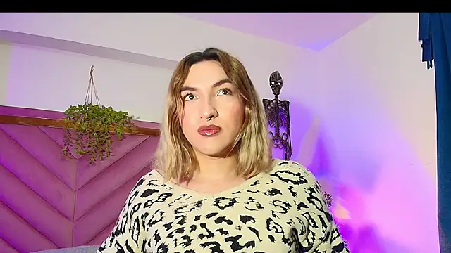 TomLondon  online show from October 12, 2025, 12:06 pm